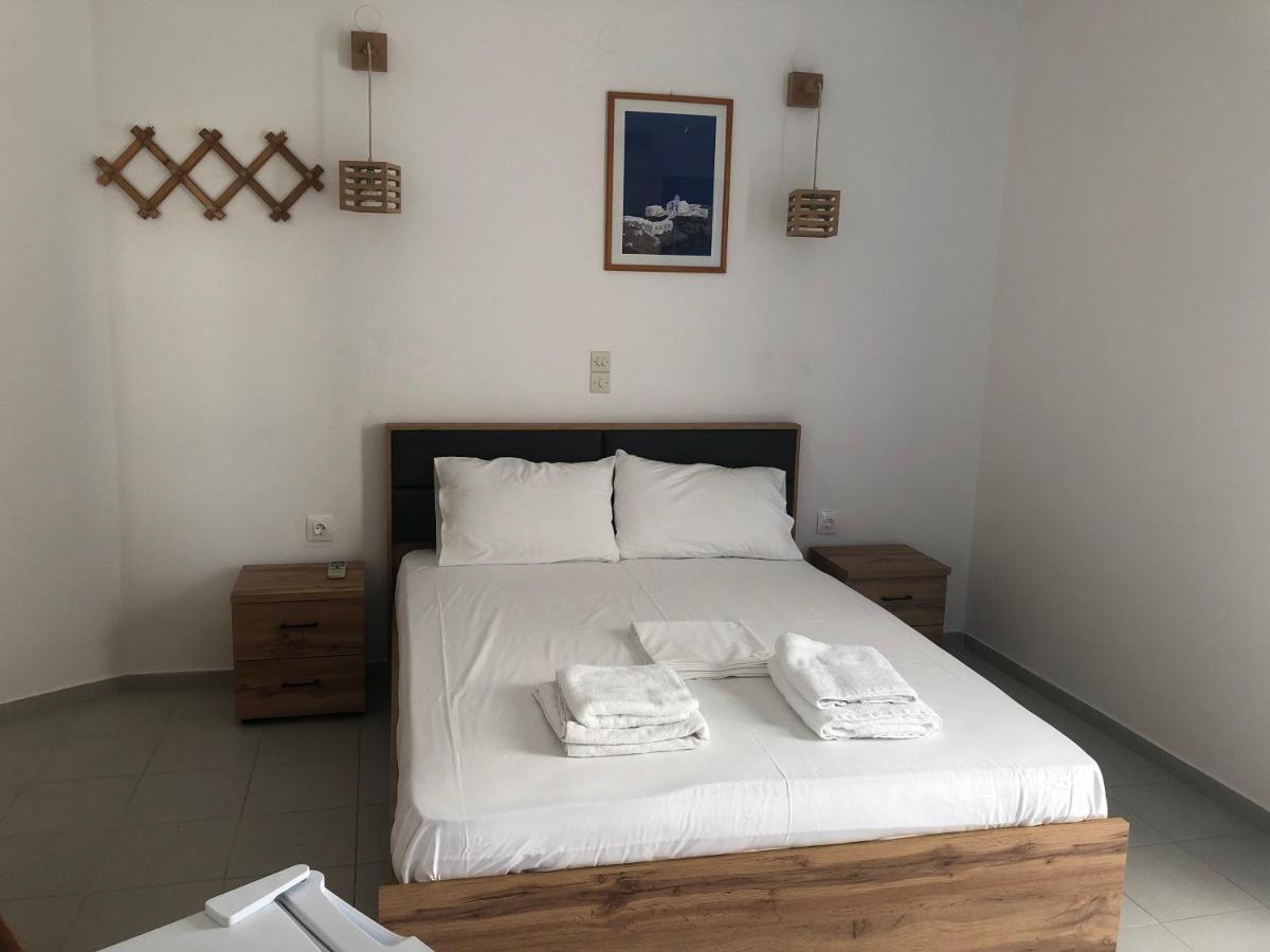Petradi Sifnos Lejlighedshotel Platis Gialos  Eksteriør billede