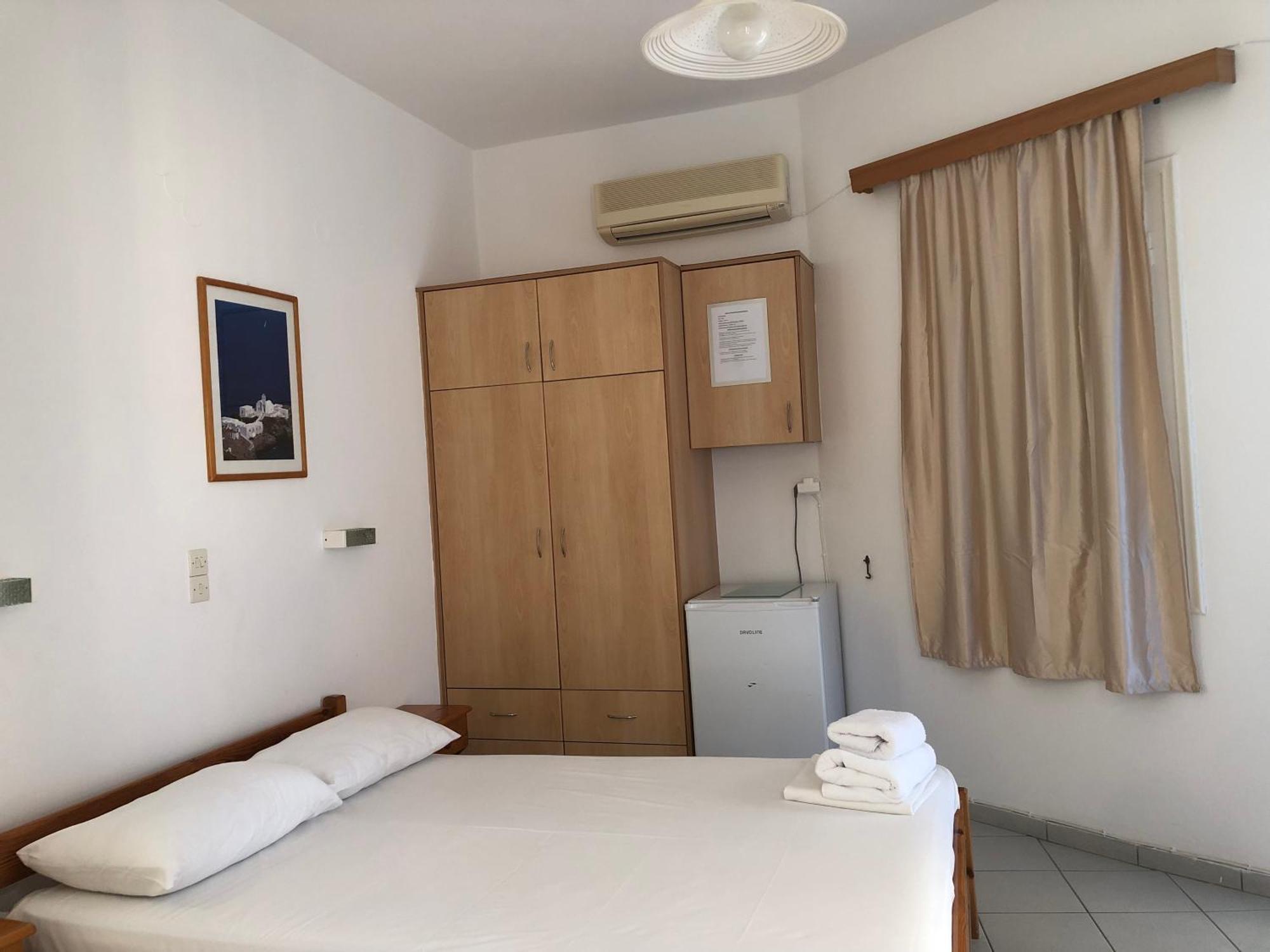 Petradi Sifnos Lejlighedshotel Platis Gialos  Eksteriør billede
