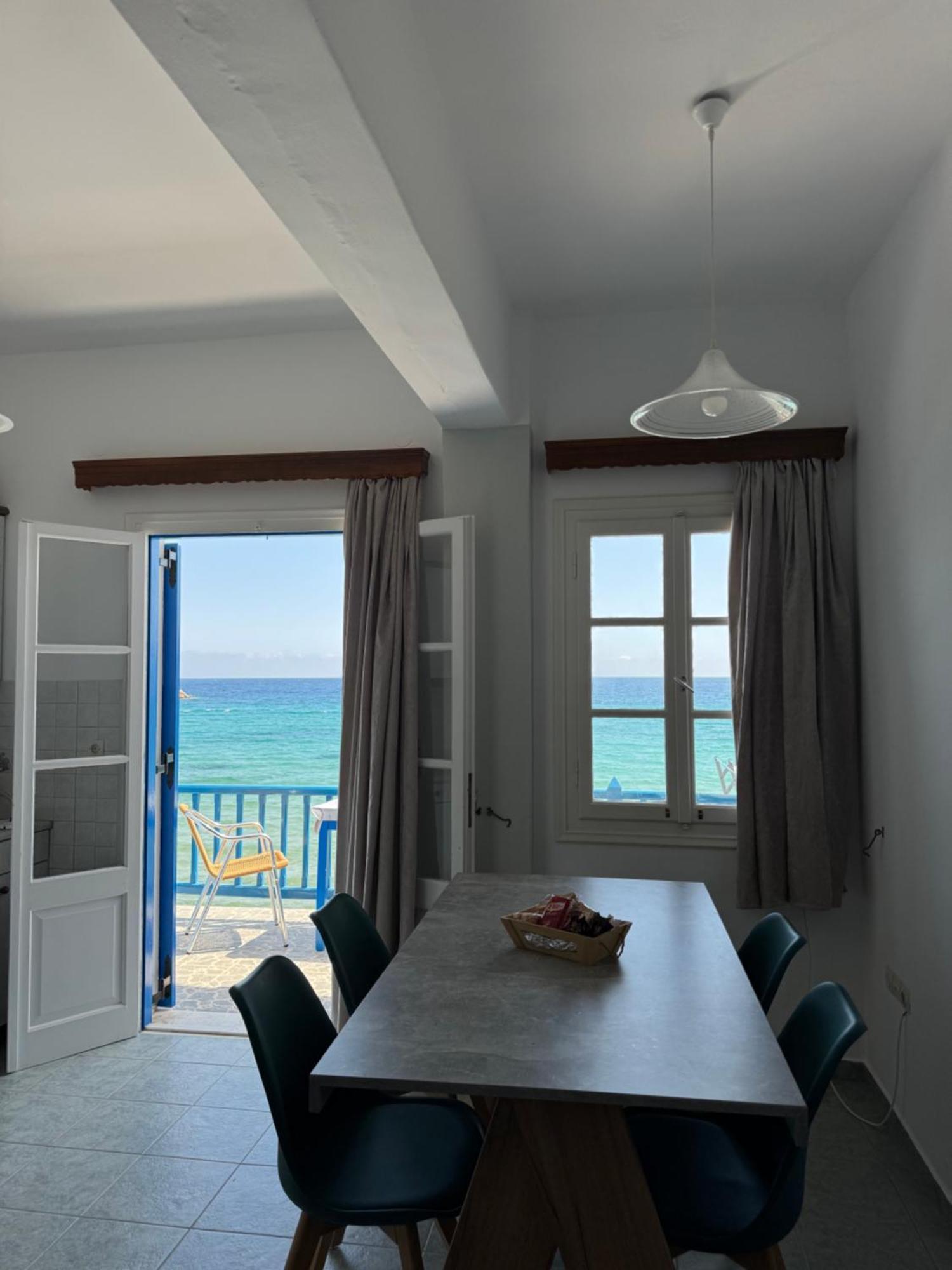Petradi Sifnos Lejlighedshotel Platis Gialos  Eksteriør billede
